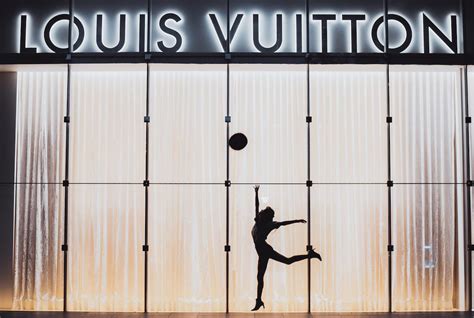 outlet louis vuitton san marino|louis vuitton supply chain.